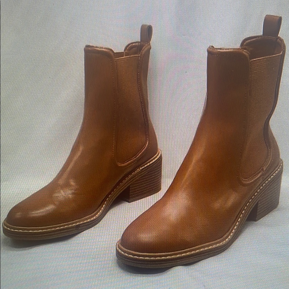 Brown Heeled Boots with Stacked Heel and Minimalist Design